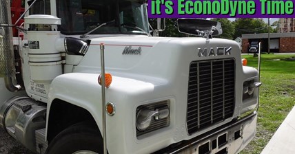 MACK SEMI TRUCK EconoDyne R